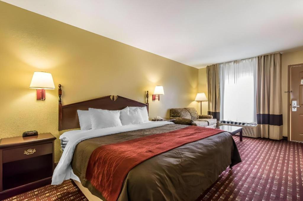 Quality Inn Andalusia Zewnętrze zdjęcie
