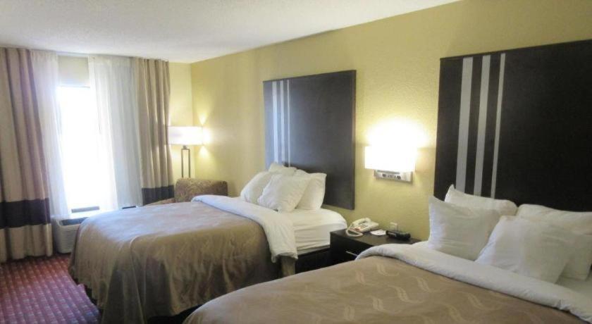 Quality Inn Andalusia Zewnętrze zdjęcie