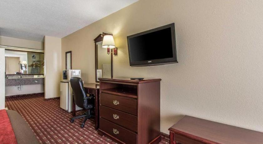 Quality Inn Andalusia Zewnętrze zdjęcie